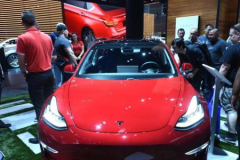  特斯拉召回轿车，因发现特定螺栓在寒冷气候下腐蚀